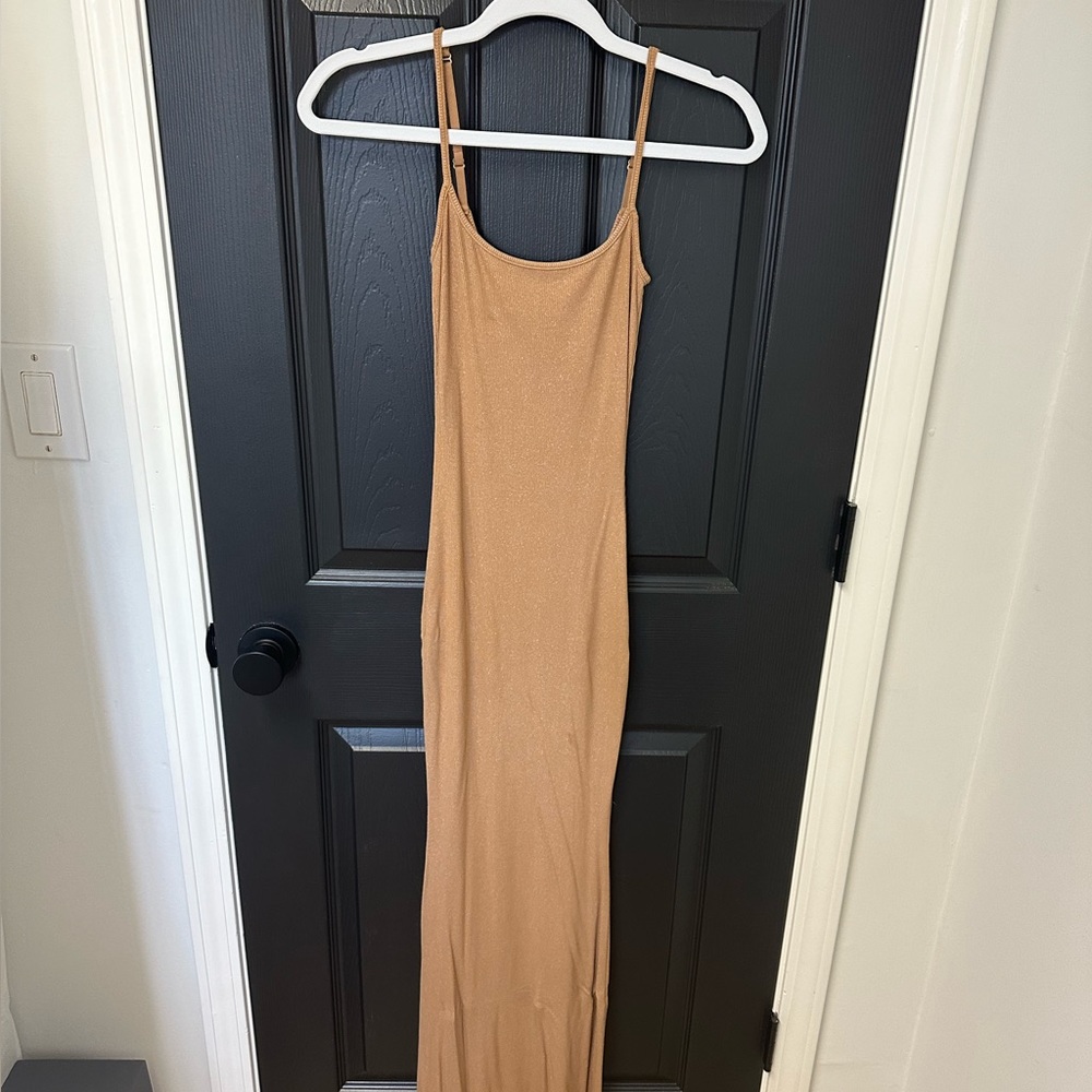 SKIMS Soft Lounge Rib Long Slip Dress - Camel - Small